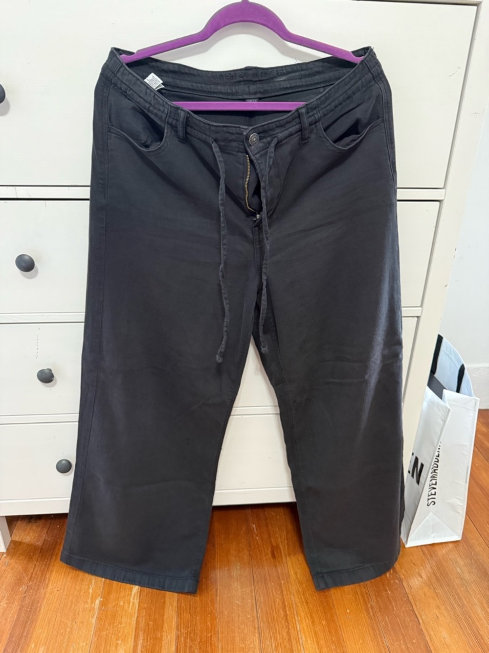 American Eagle Outfitters Black Drawstring Jogger Pants